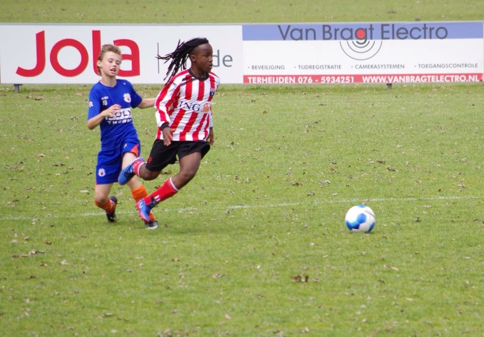 Groote Lindt van slag tegen De Alblas