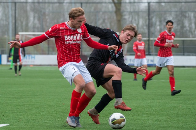 Groote Lindt verrast 's Gravendeel