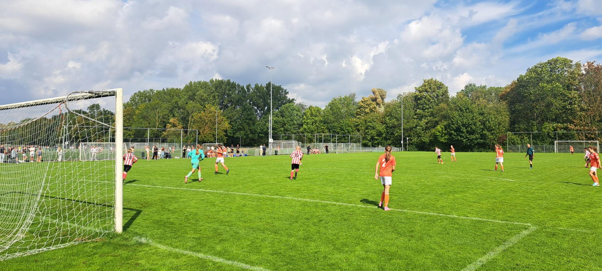 Zege voor Groote Lindt JO13-2 in bewogen uitduel tegen Oranje Wit MO13-1