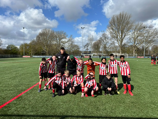 JO12-1 pakt volle winst in laatste wedstrijd van de 3e fase.